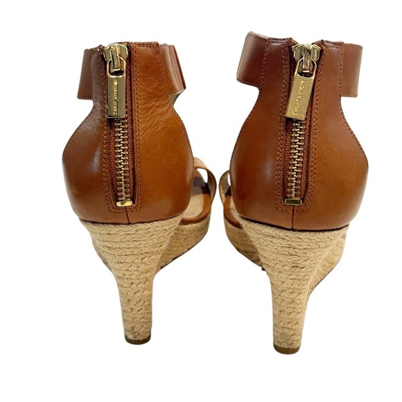 Michael Kors Women's MK Plate Wedge Espadrilles Luggage Leather Logo Size 7.5 - Picture 4 of 9